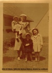 1952-05 Eileem, Juliet,Pat, Barbara Slattery, Weaver La, Levittown.jpg